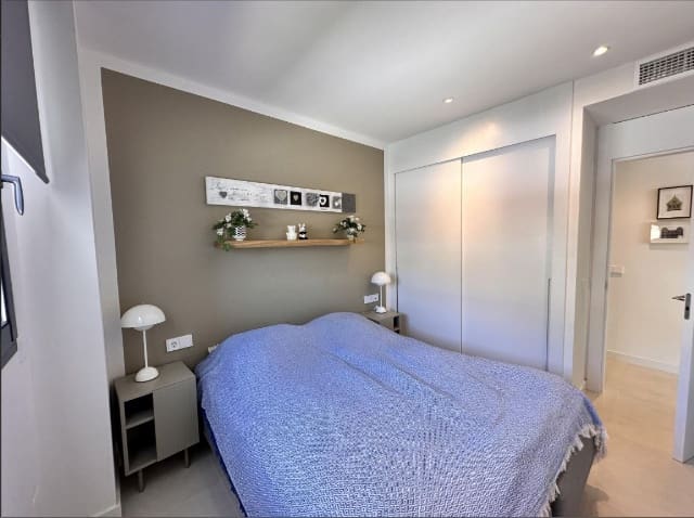 2 Zimmer Apartment zu verkaufen in Fuengirola mit Pool - 560.000 € (Ref: 8703647)