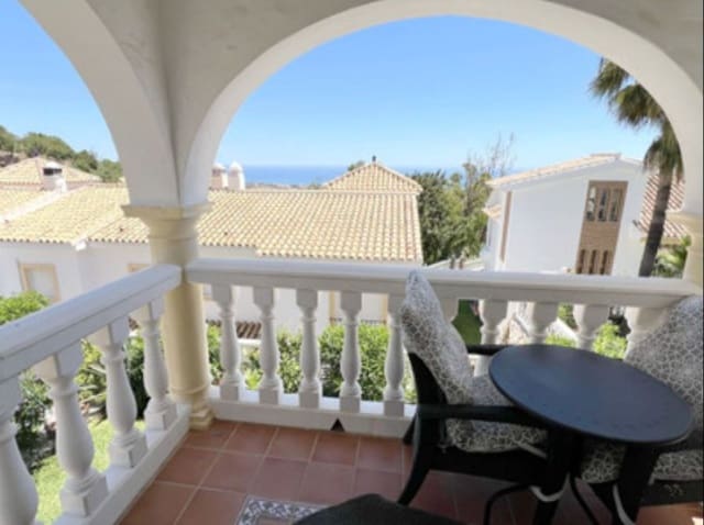 3 bedroom Townhouse for sale in Mijas with pool - € 399,000 (Ref: 9115909)