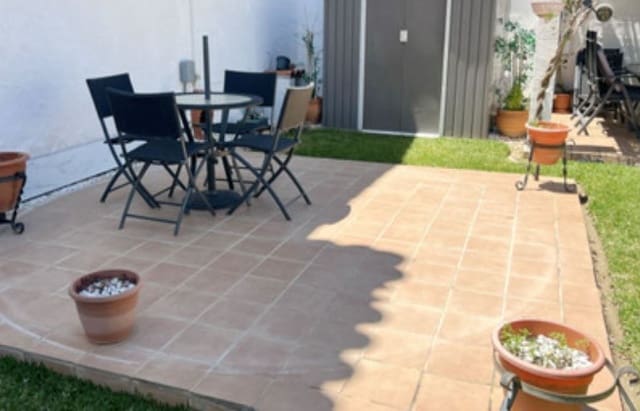 3 bedroom Townhouse for sale in Mijas with pool - € 399,000 (Ref: 9115909)