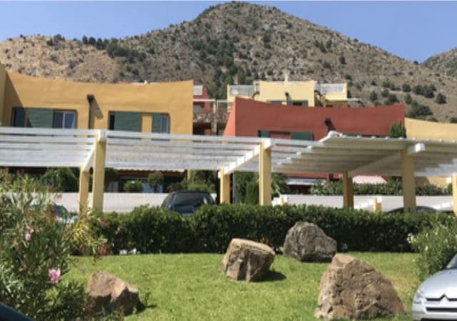 3 soveværelse Byhus til salg i Benalmádena med swimmingpool - € 477.000 (Ref: 9132159)