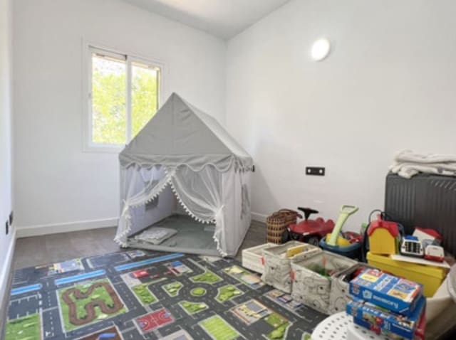 3 soveværelse Byhus til salg i Benalmadena med swimmingpool - € 477.000 (Ref: 9132159)