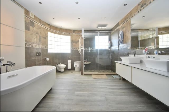 6 Zimmer Villa zu verkaufen in Mijas mit Pool Garage - 1.650.000 € (Ref: 9145285)