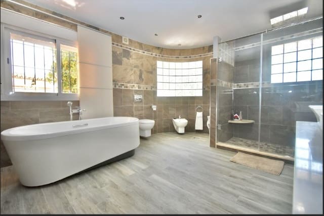 6 Zimmer Villa zu verkaufen in Mijas mit Pool Garage - 1.650.000 € (Ref: 9145285)