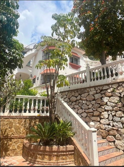 6 Zimmer Villa zu verkaufen in Mijas mit Pool Garage - 1.650.000 € (Ref: 9145285)