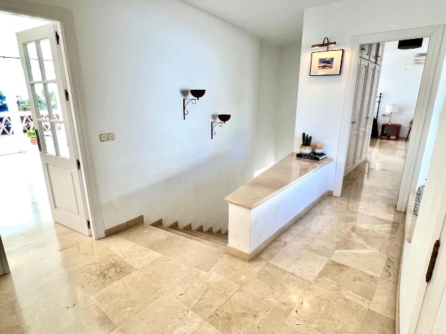 4 camera da letto Villa in vendita in Mijas con piscina - 1.550.000 € (Rif: 9470235)