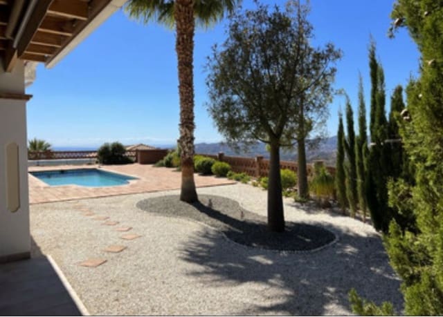 4 bedroom Villa for sale in Mijas with pool garage - € 1,300,000 (Ref: 9485123)