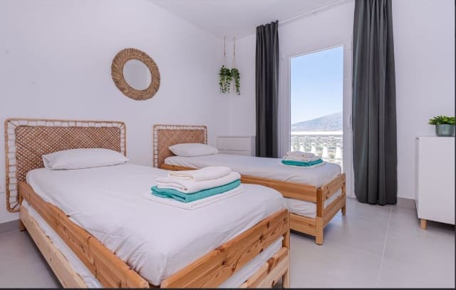 6 soverom Villa til salgs i Mijas Costa med svømmebasseng - € 1 390 000 (Ref: 9542976)