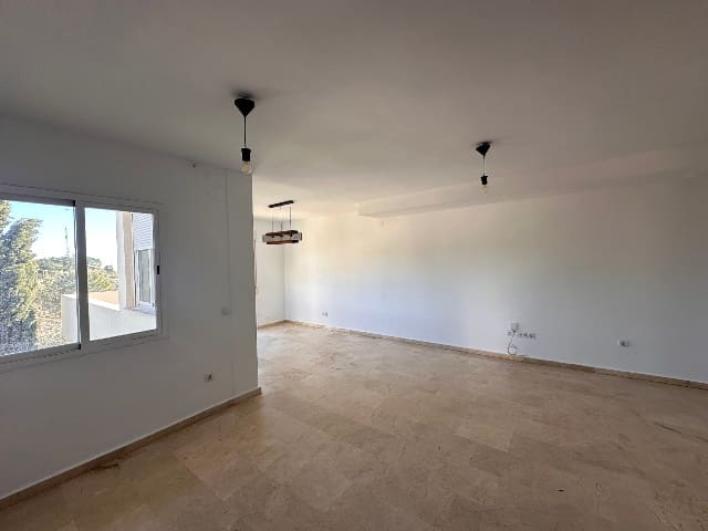 4 soveværelse Villa til salg i Benalmadena med swimmingpool - € 510.000 (Ref: 9643694)