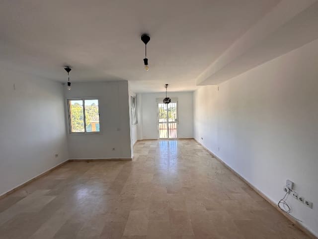 4 makuuhuone Huvila myytävänä paikassa Benalmádena mukana uima-altaan - 510 000 € (Ref: 9643694)