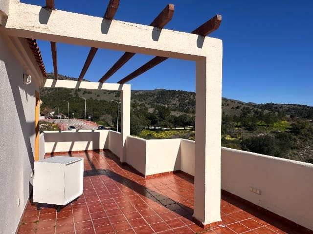 4 soveværelse Villa til salg i Benalmadena med swimmingpool - € 510.000 (Ref: 9643694)