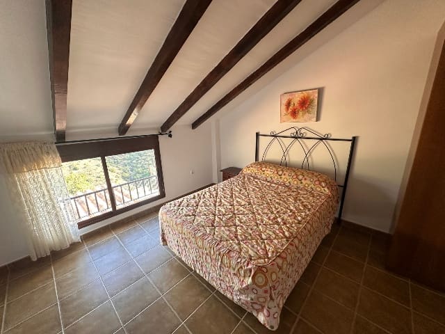 6 bedroom Finca/Country House for sale in Colmenar with pool - € 430,000 (Ref: 9647547)