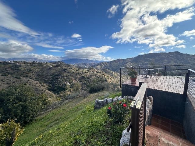 6 slaapkamer Finca/Landhuis te koop in Colmenar met zwembad - € 430.000 (Ref: 9647547)