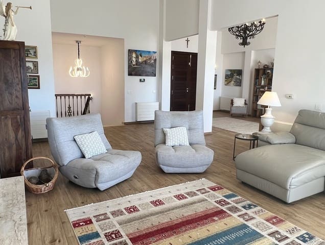 6 soveværelse Villa til salg i Mijas med swimmingpool - € 2.958.500 (Ref: 9700384)