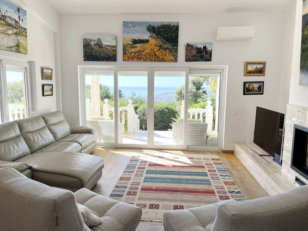 6 bedroom Villa for sale in Mijas with pool - € 2,958,500 (Ref: 9700384)