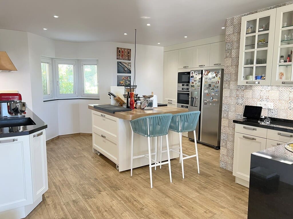 6 bedroom Villa for sale in Mijas with pool - € 2,958,500 (Ref: 9700384)