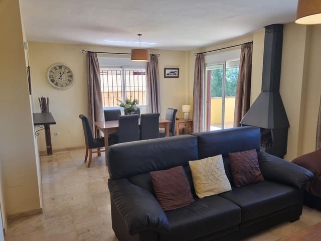 3 chambre Maison de Ville à vendre à Mijas pueblo, Mijas avec piscine garage - 545 000 € (Ref: 9772771)