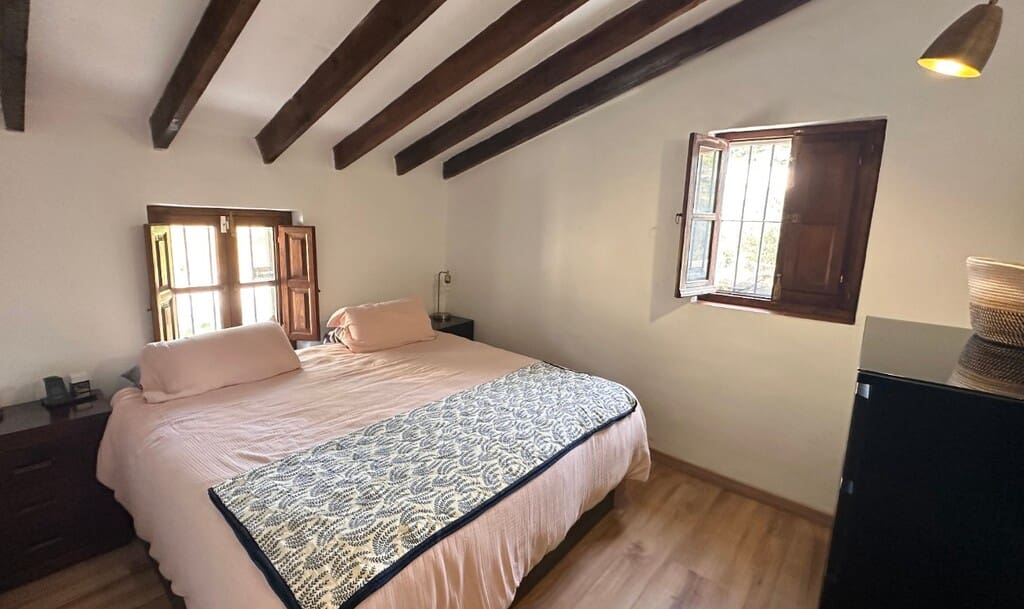 4 chambre Finca/Maison de Campagne à vendre à Almogia avec garage - 420 000 € (Ref: 9788183)