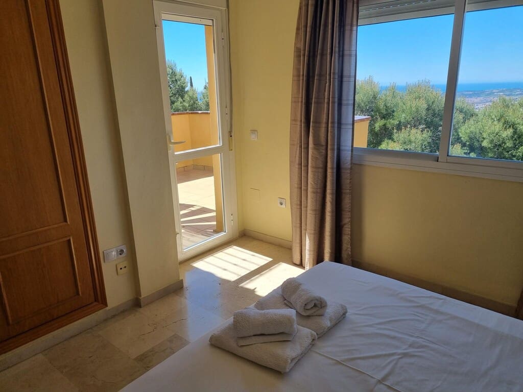 Casa de 3 habitaciones en Mijas en venta con piscina garaje - 545.000 € (Ref: 9828765)