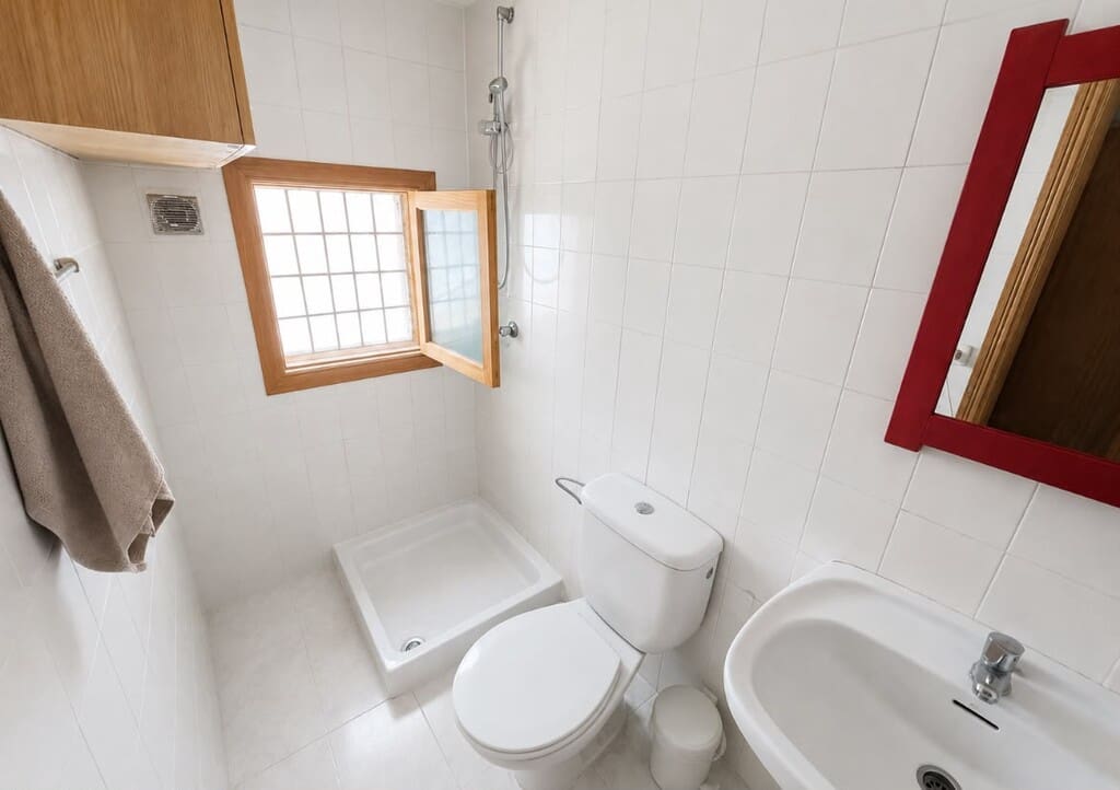 Commercial for sale in Manacor - € 398,000 (Ref: 10035051)
