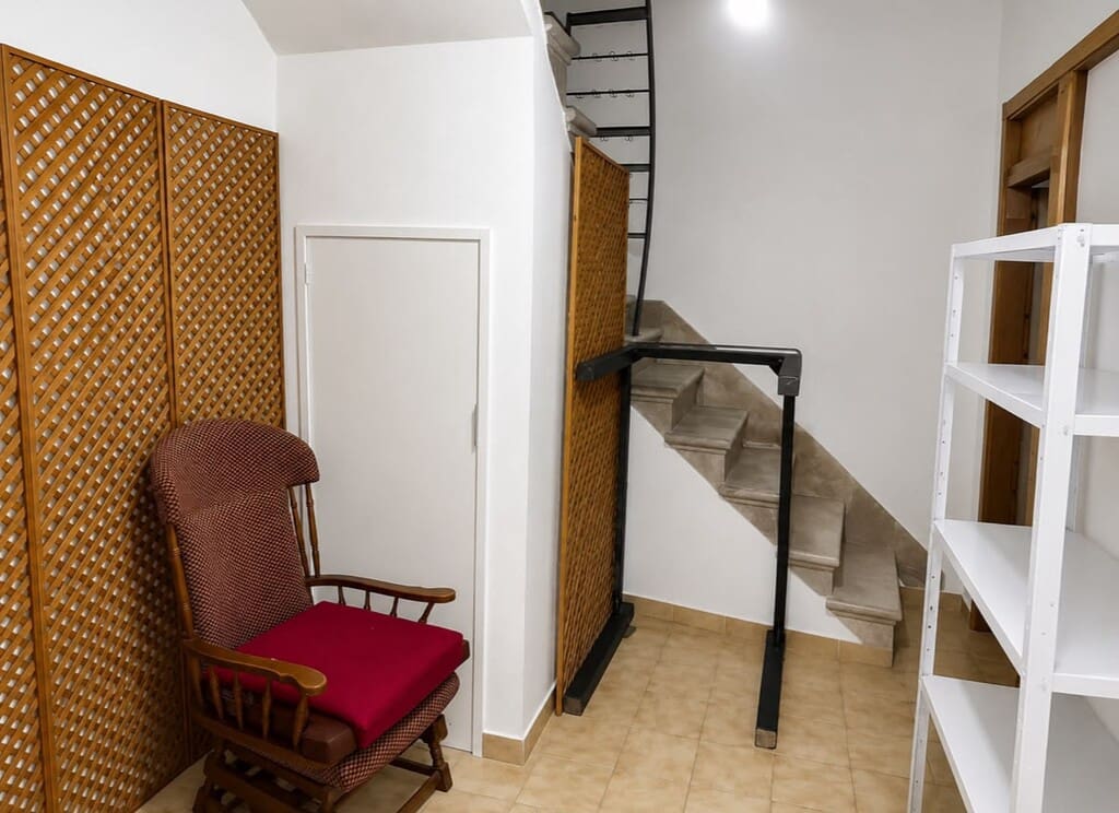 Commercial for sale in Manacor - € 398,000 (Ref: 10035051)