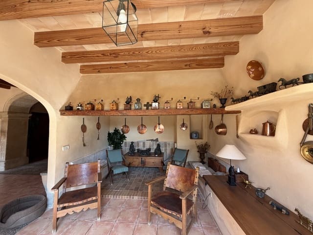 Finca/Casa Rural de 9 habitaciones en Artà en venta con piscina - 6.400.000 € (Ref: 10085780)
