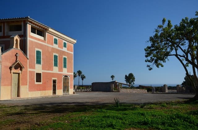12 slaapkamer Finca/Landhuis te koop in Calas de Mallorca, Manacor - € 6.800.000 (Ref: 10097633)