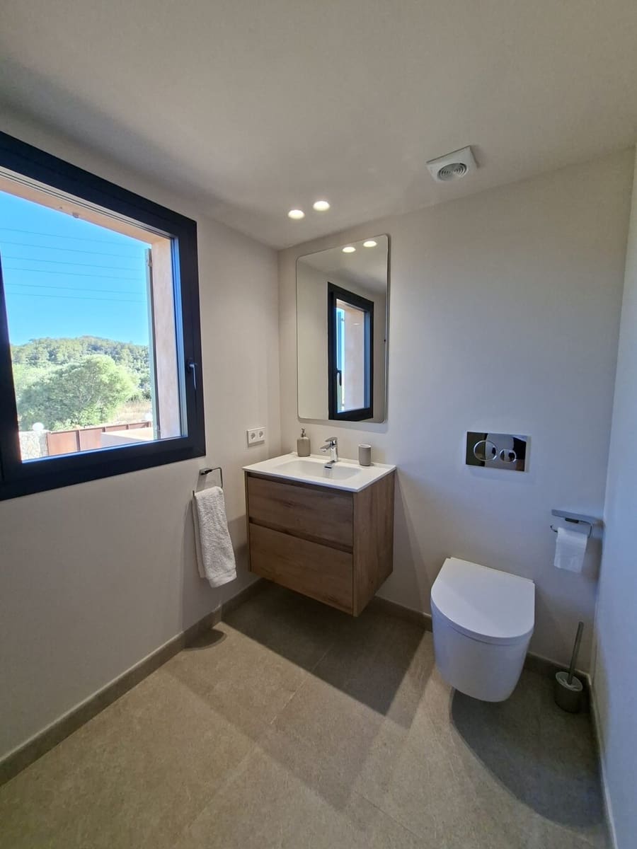 4 bedroom Finca/Country House for rent in Arta with pool - € 4,800 (Ref: 10101947)