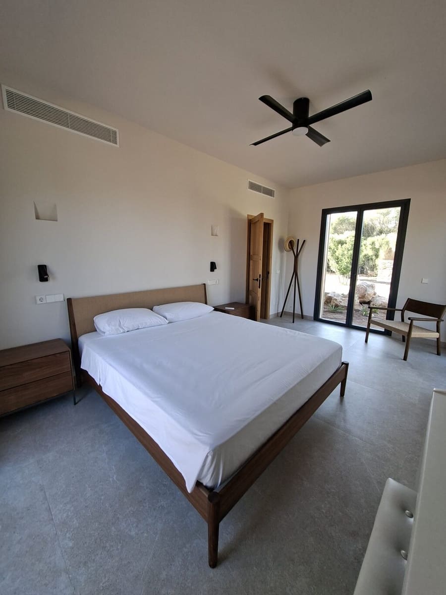 4 bedroom Finca/Country House for rent in Arta with pool - € 4,800 (Ref: 10101947)