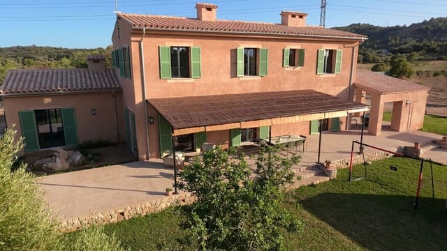 4 camera da letto Finca/Casa di Campagna da affittare in Artà con piscina - 4.800 € (Rif: 10101947)