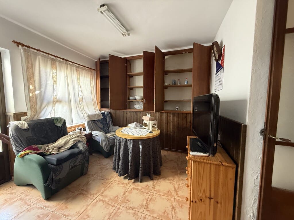 5 slaapkamer Huis te koop in Arta met garage - € 440.000 (Ref: 10154871)