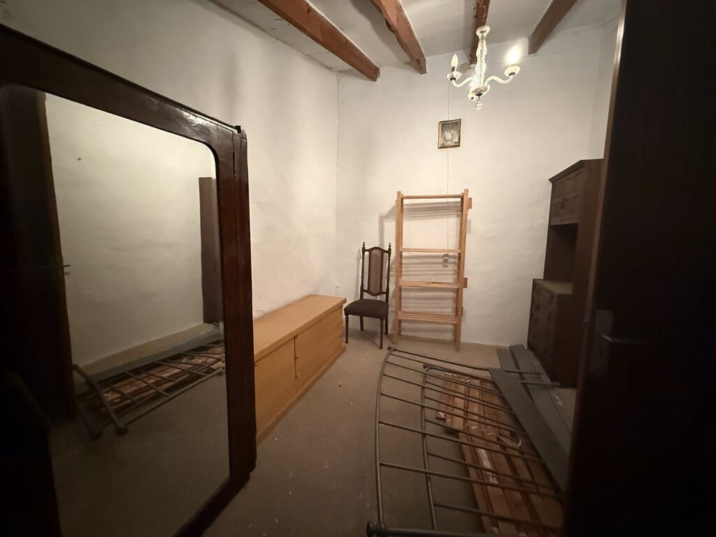 5 slaapkamer Huis te koop in Arta met garage - € 440.000 (Ref: 10154871)