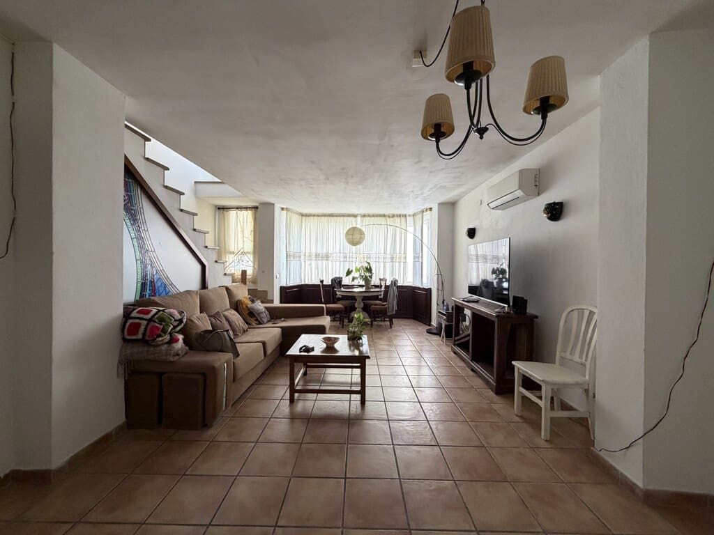 3 bedroom Villa for sale in Manacor - € 280,000 (Ref: 10180164)