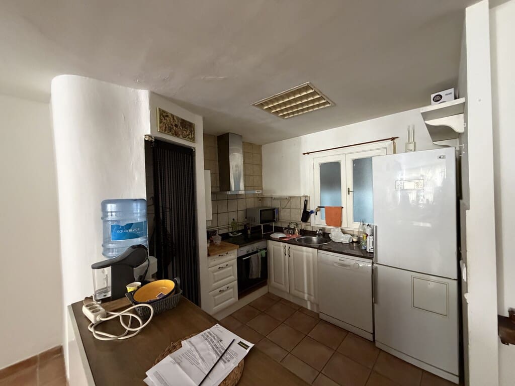 3 bedroom Villa for sale in Manacor - € 280,000 (Ref: 10180164)