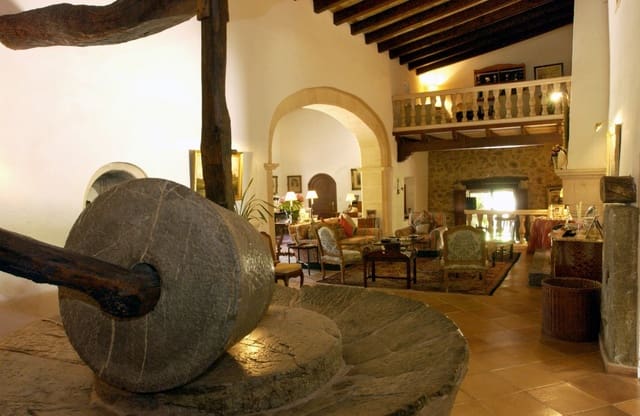 4 slaapkamer Finca/Landhuis te koop in Artà met zwembad - € 4.600.000 (Ref: 3159950)