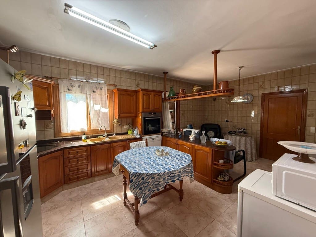 5 sypialnia Willa na sprzedaż w Cala Ratjada z basenem - 870 000 € (Ref: 3756973)