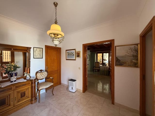 5 soverom Villa til salgs i Cala Ratjada, Capdepera med svømmebasseng - € 870 000 (Ref: 3756973)