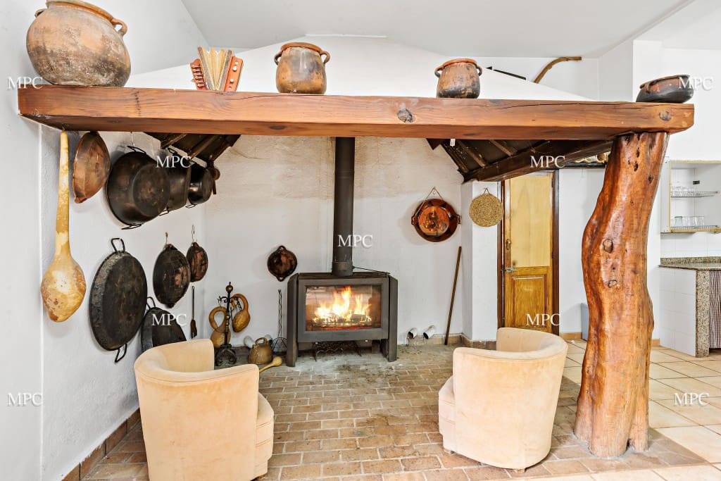 7 sypialnia Finka/Dom wiejski na sprzedaż w Arta - 7 800 000 € (Ref: 5175296)