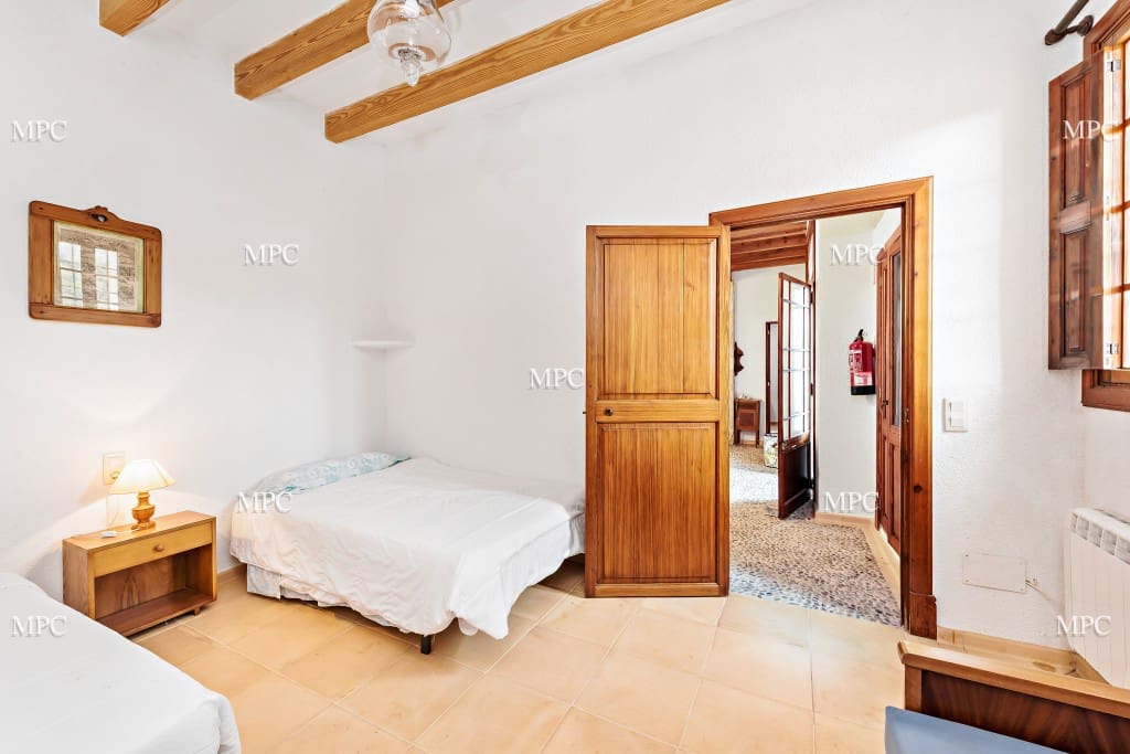 7 sypialnia Finka/Dom wiejski na sprzedaż w Arta - 7 800 000 € (Ref: 5175296)