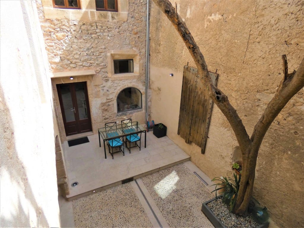 6 soverom Hus til salgs i Arta - € 1 580 000 (Ref: 5921793)