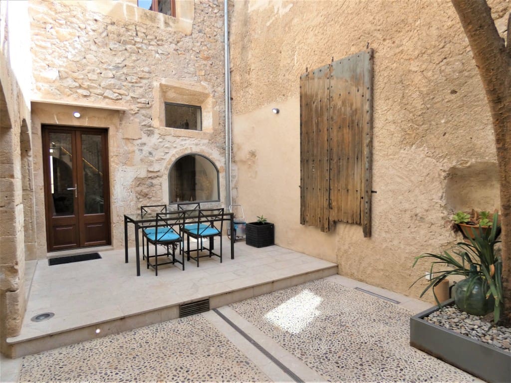 6 soverom Hus til salgs i Arta - € 1 580 000 (Ref: 5921793)