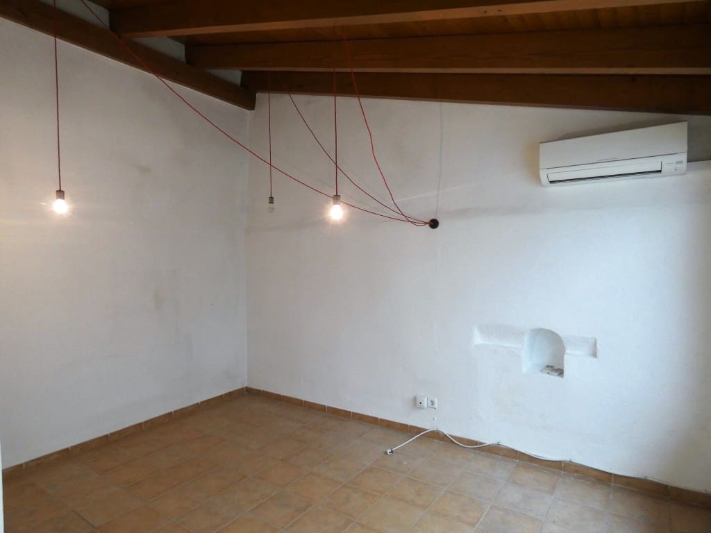 Empresa para arrendar em Arta - 750 € (Ref: 6029946)