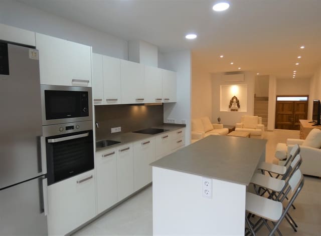 3 bedroom Townhouse for rent in Capdepera - € 1,700 (Ref: 6119698)