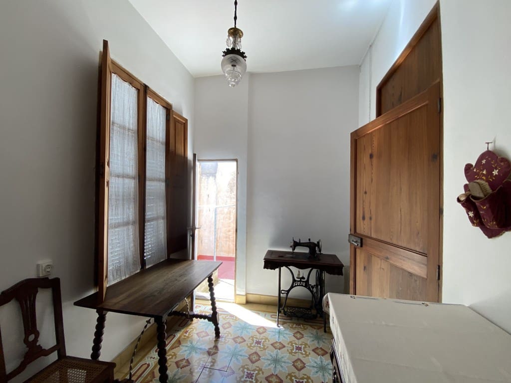 3 quarto Casa em Banda para arrendar em Arta - 1 600 € (Ref: 6133033)