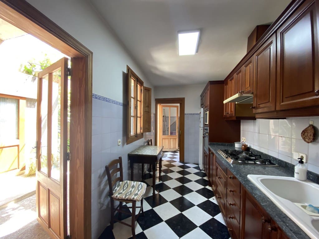 3 quarto Casa em Banda para arrendar em Arta - 1 600 € (Ref: 6133033)