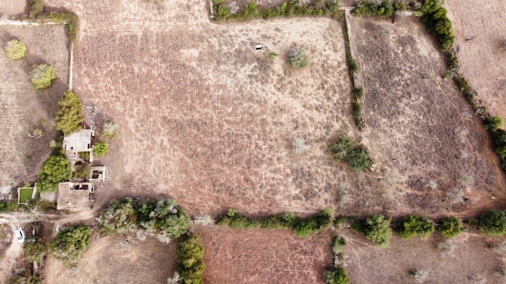 Grunde uden byggetilladelser til salg i Arta - € 380.000 (Ref: 6404293)