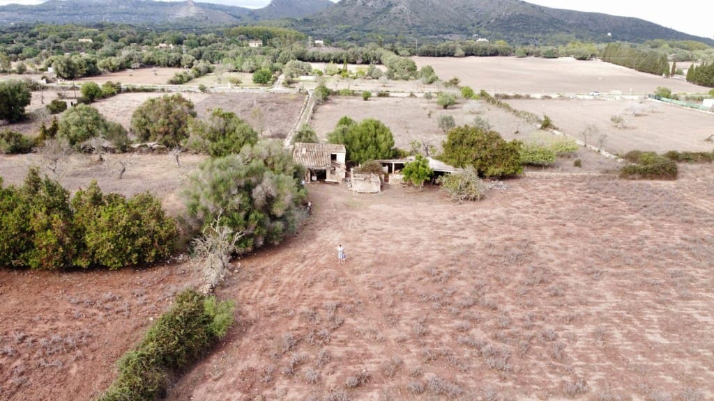 Grunde uden byggetilladelser til salg i Arta - € 380.000 (Ref: 6404293)