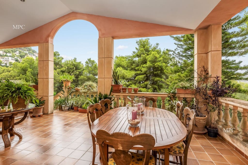 6 bedroom Villa for sale in Canyamel - € 1,250,000 (Ref: 6480616)