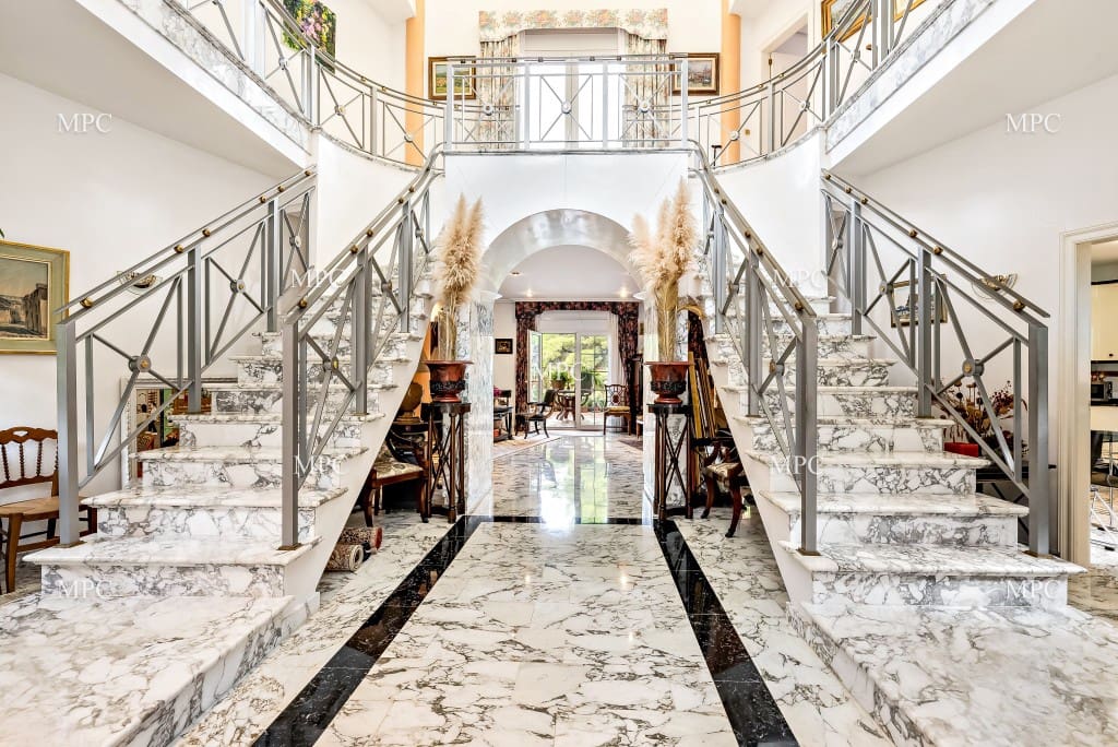 6 bedroom Villa for sale in Canyamel - € 1,250,000 (Ref: 6480616)