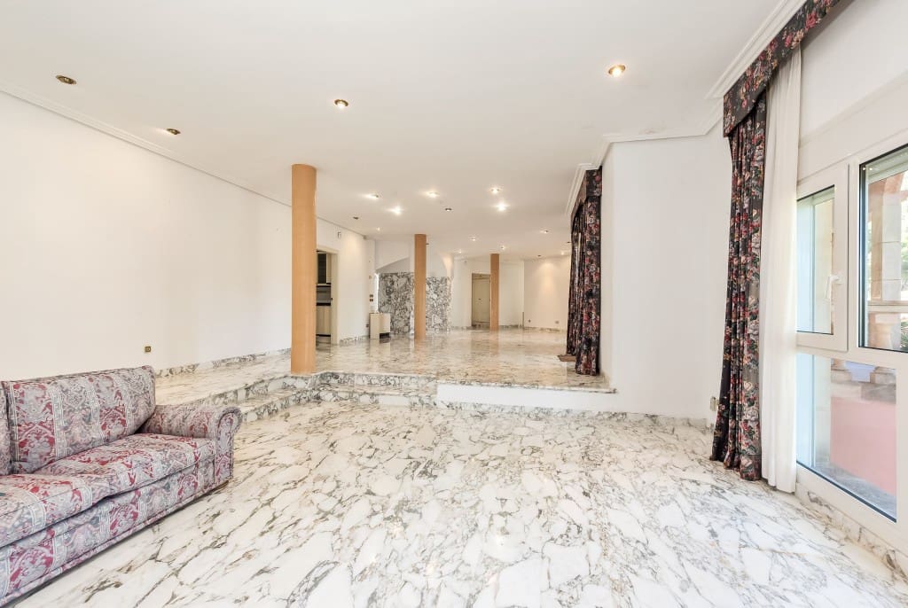 6 bedroom Villa for sale in Canyamel - € 1,250,000 (Ref: 6480616)