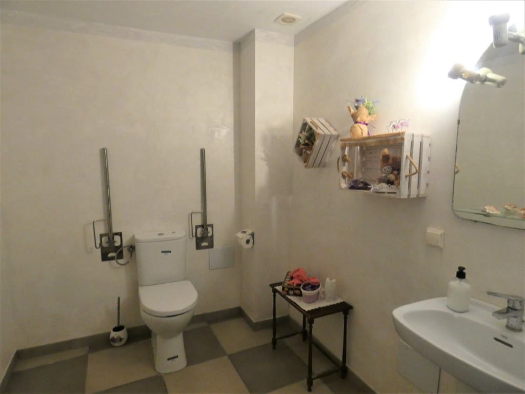 Restaurant/Bar til leje i Sant Llorenc des Cardassar - € 1.200 (Ref: 6611120)